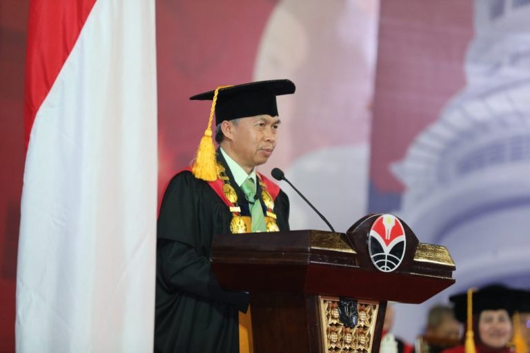 UPI Gelar Wisuda Gelombang III Tahun 2025