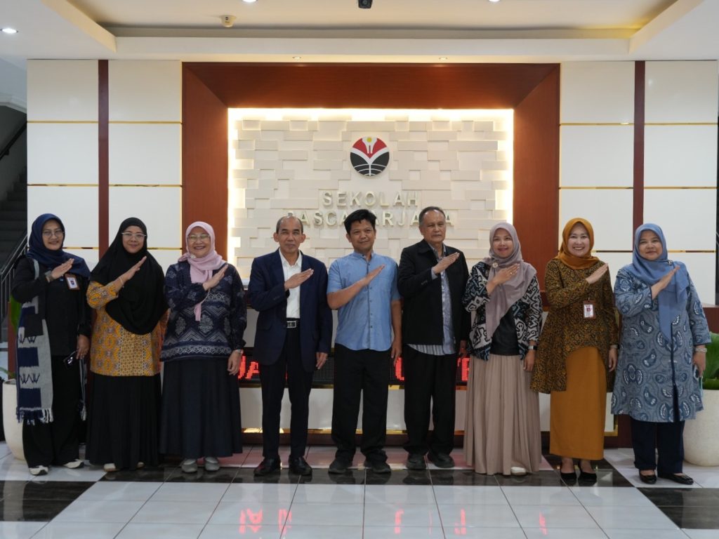 “Sekolah Pascasarjana Perkuat Jaringan Kemitraan Strategis Melalui Penandatanganan Memorandum of Agreement (MoA) Dengan SMKN 1 Soreang”