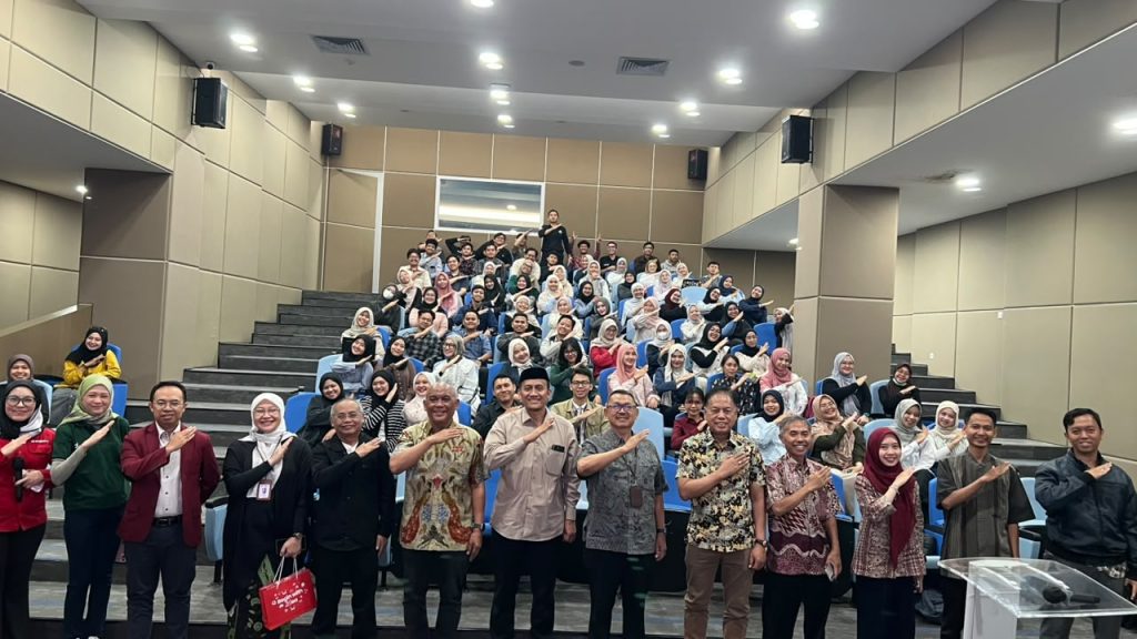 “Pelatihan Pengembangan Website Guru, SPs UPI Dorong Budaya Literasi Digital dan Profesionalisme Calon Guru”